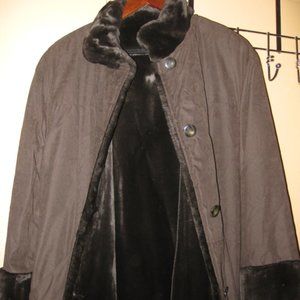 NEW waterproof TAGS IN PIC 12 14- 16 Fur lined Womens +/-4FT LONG COAT L / XL